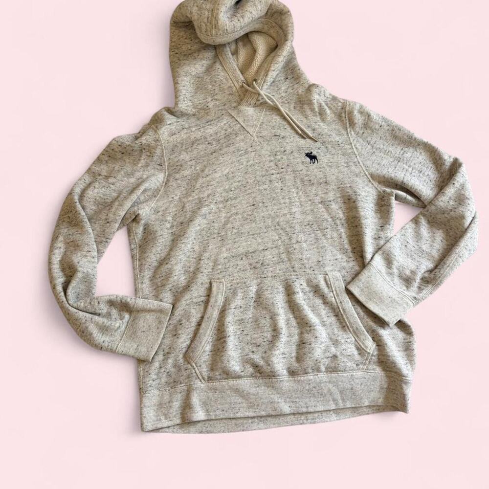 Abercrombie & Fitch Men's Medium Size soft A&F fleece hoodie in a grey